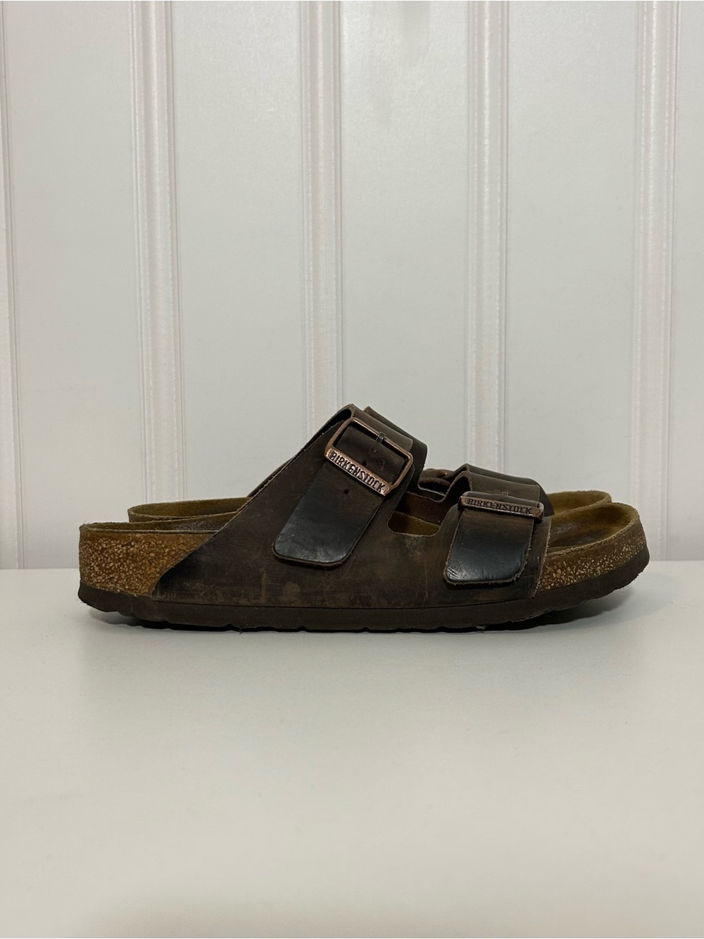 Birkenstock Arizona Classic Two-Strap Sandal - Dark Brown leather women’s 8